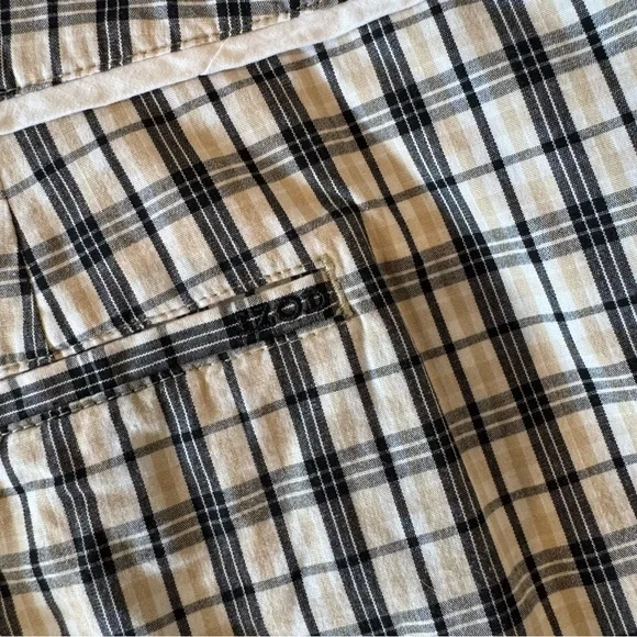 IZOD GOLF Skort Skirt Shorts Cream, Beige & Black Plaid Womens Size 16 - Picture 10 of 13